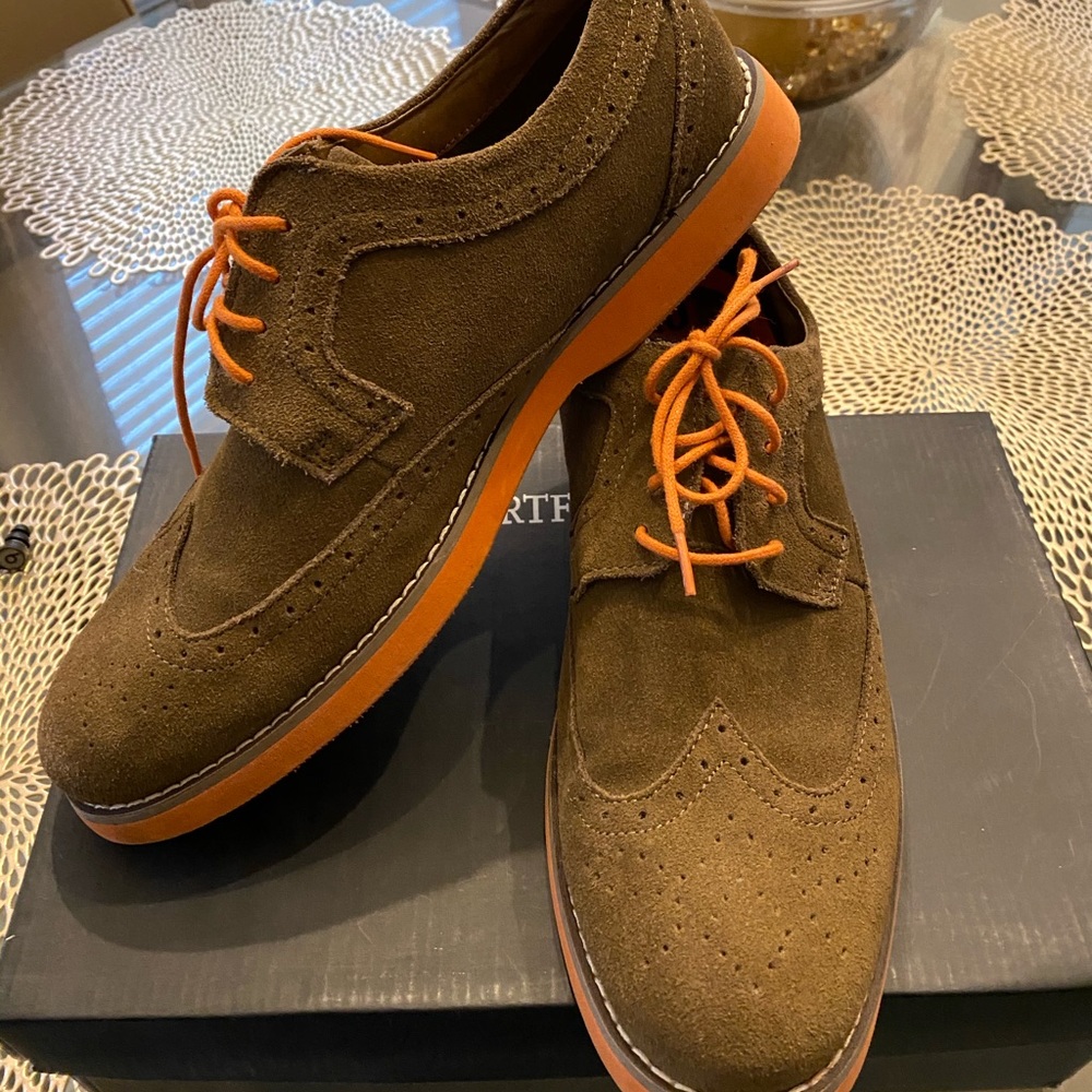 Perry Ellis wing tip